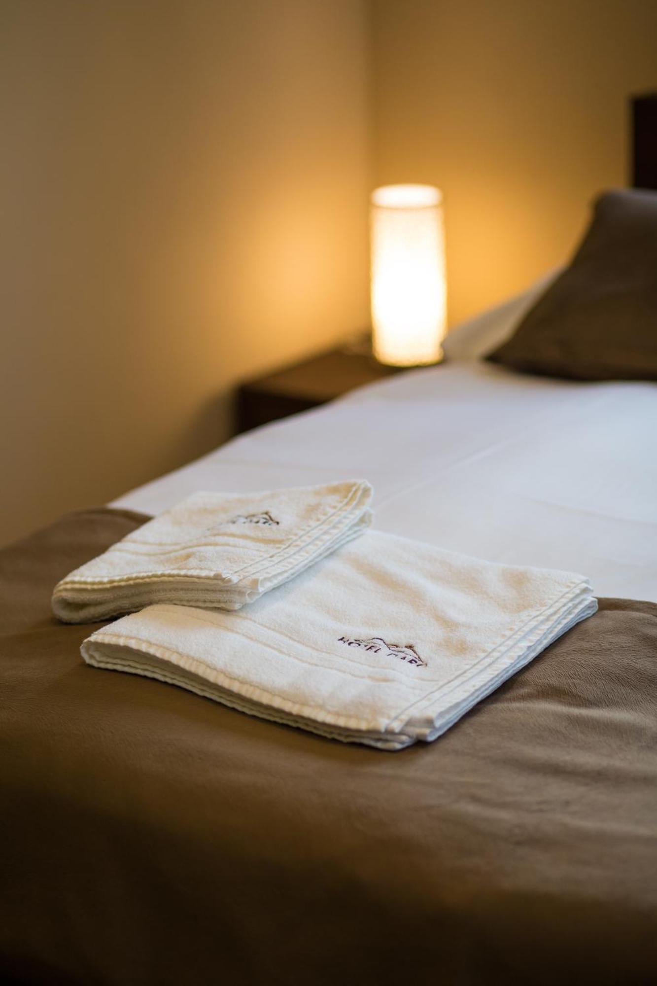Hotel Daro Banská Štiavnica Rom bilde